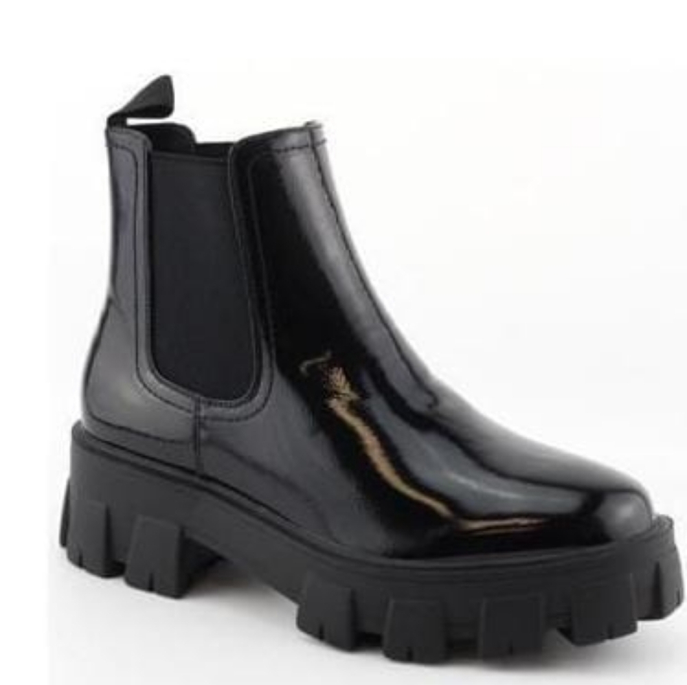 Lug Woman's bootie